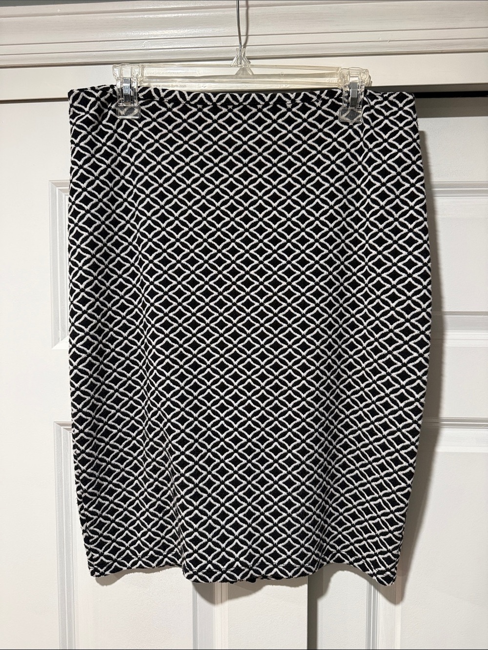 Massimo Black & White Geometric Pencil Skirt